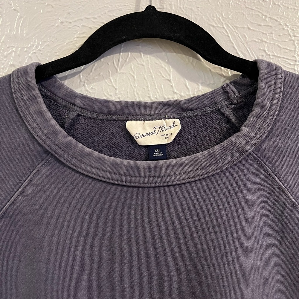 Universal Thread Sweater - Picture 6 of 9